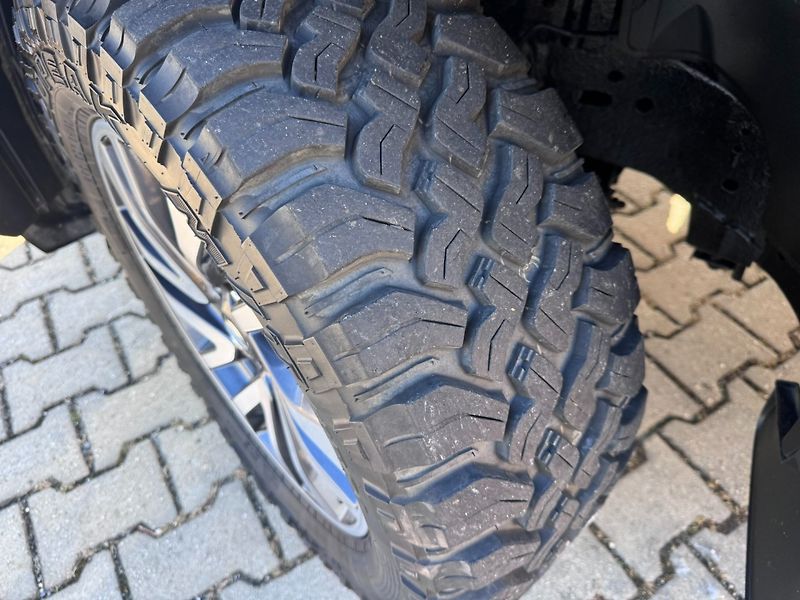 Nissan Navara (2016) 4X4 2,3D 120 KW MANUÁL TAŽNÉ - fotka 2 z 50