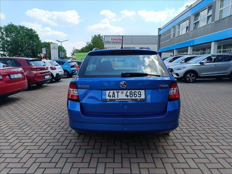 Škoda Fabia 1,4 TDi Ambition - fotka 7 z 19