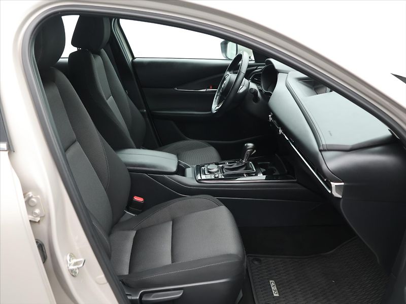Mazda CX-30 2,0 i G150 Aut. AWD CZ 1.Maj - fotka 11 z 31