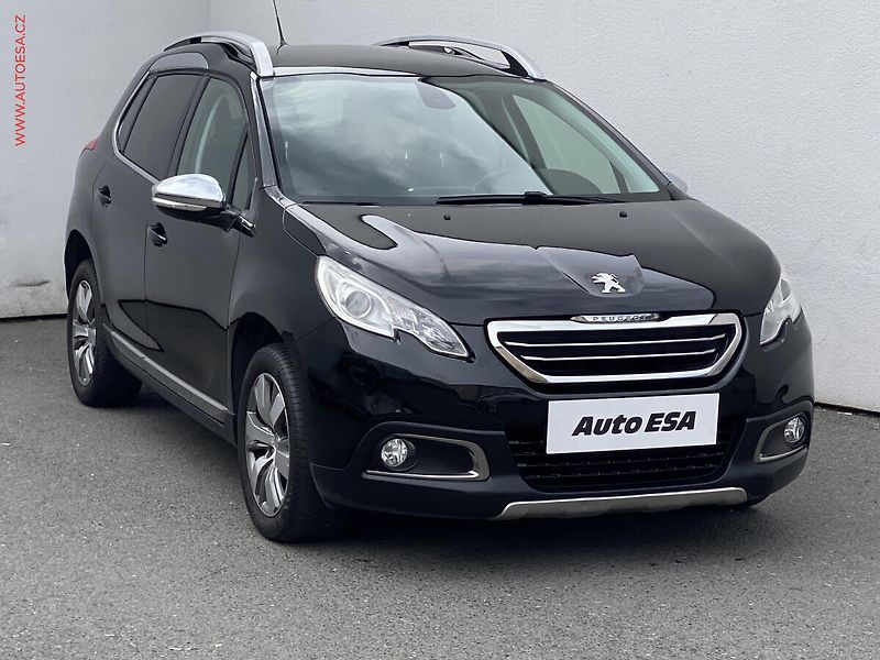 Peugeot 2008 (2013) 1.6 e-HDI, AT, panor. park - fotografie inzerátu