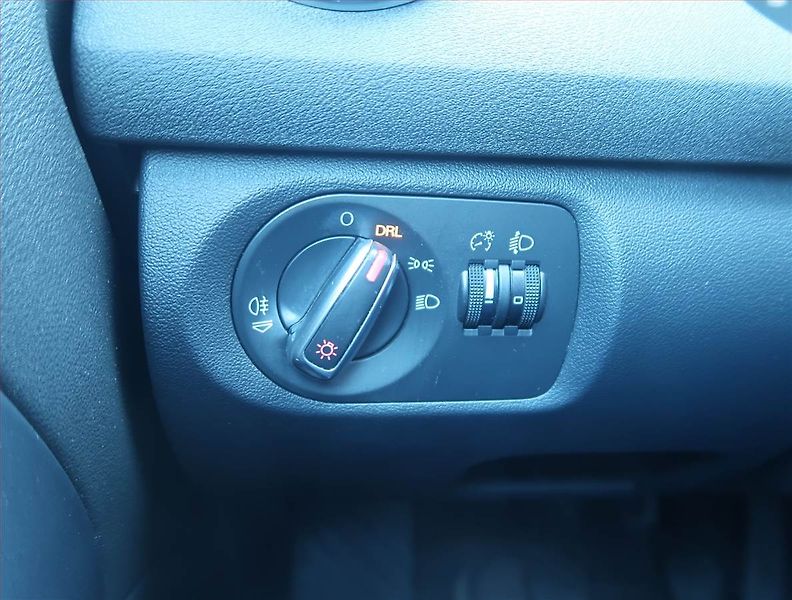 Audi A3 (2011) 1.2 TFSI, Park. senzory - fotka 16 z 18