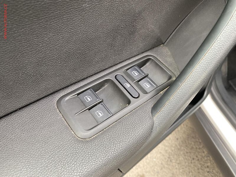 Škoda Yeti (2015) 2.0 TDi, Edition, STK4/28 - fotka 13 z 16