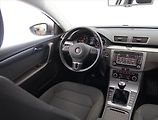 Volkswagen Passat (2011) 1.6 TDI, Navi, Tempomat - náhled 7