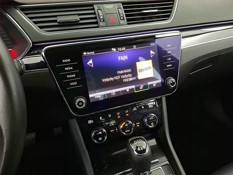 Škoda Superb (2020) Laurin&Klement 2.0 TDI - fotka 12 z 25