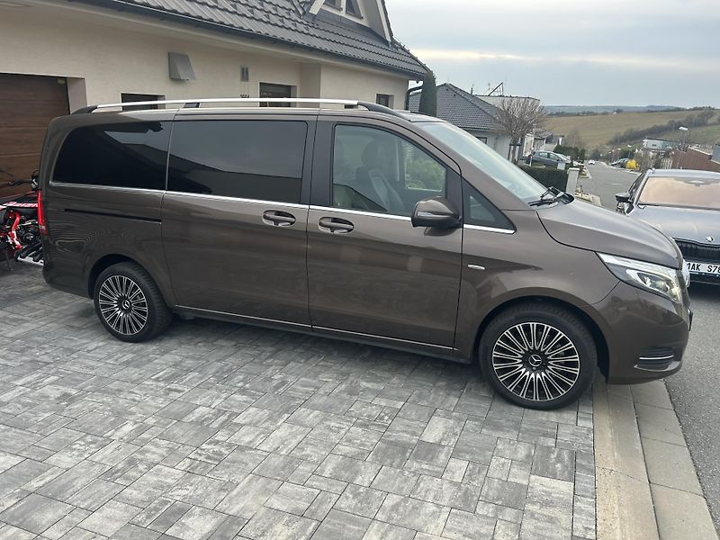 Mercedes-Benz Třídy V (2017) Velmi pěkný stav - fotka 23 z 25
