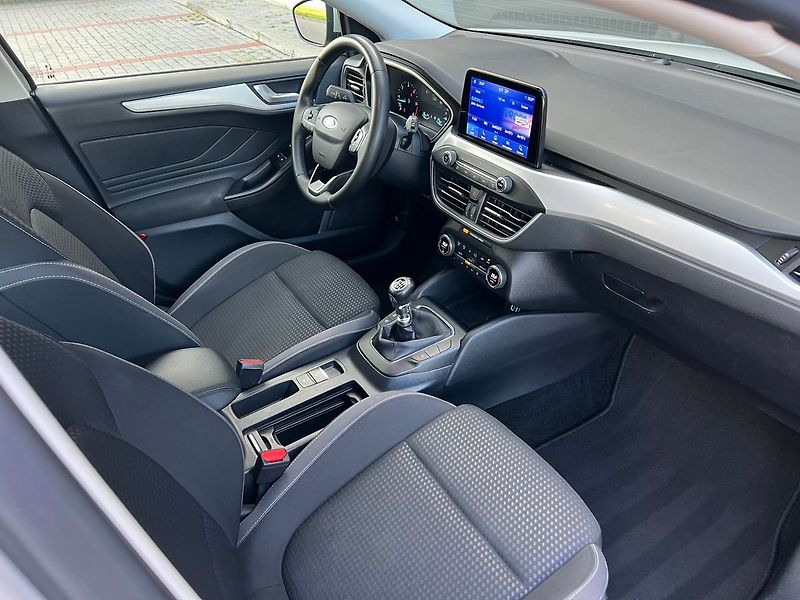 Ford Focus (2021) 1.5TDCi TITANIUM  88kW - fotka 18 z 49