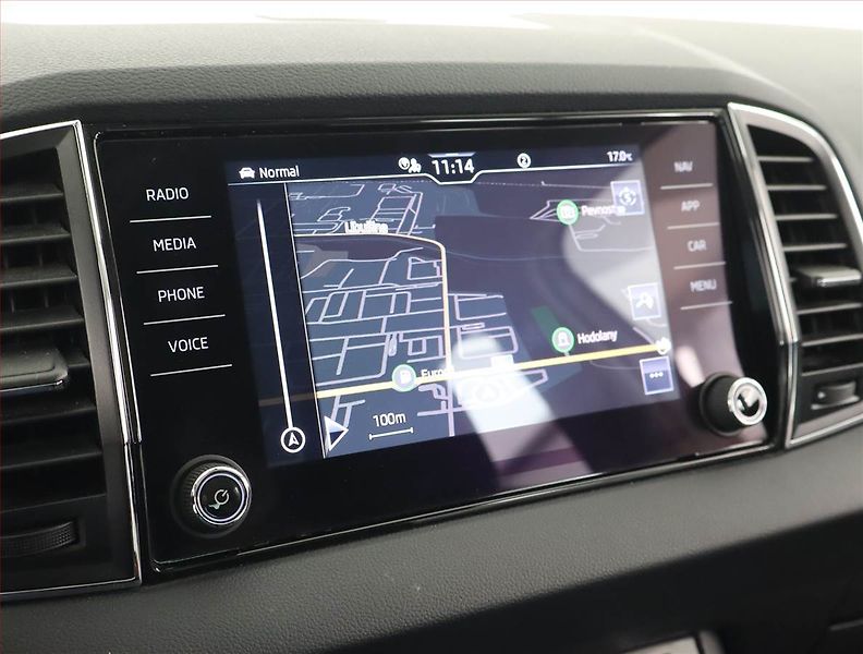 Škoda Karoq (2023) Style 2.0 TDI - fotka 23 z 24