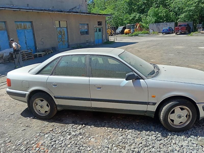 Audi 100 (1993) 2,3 - fotka 4 z 13