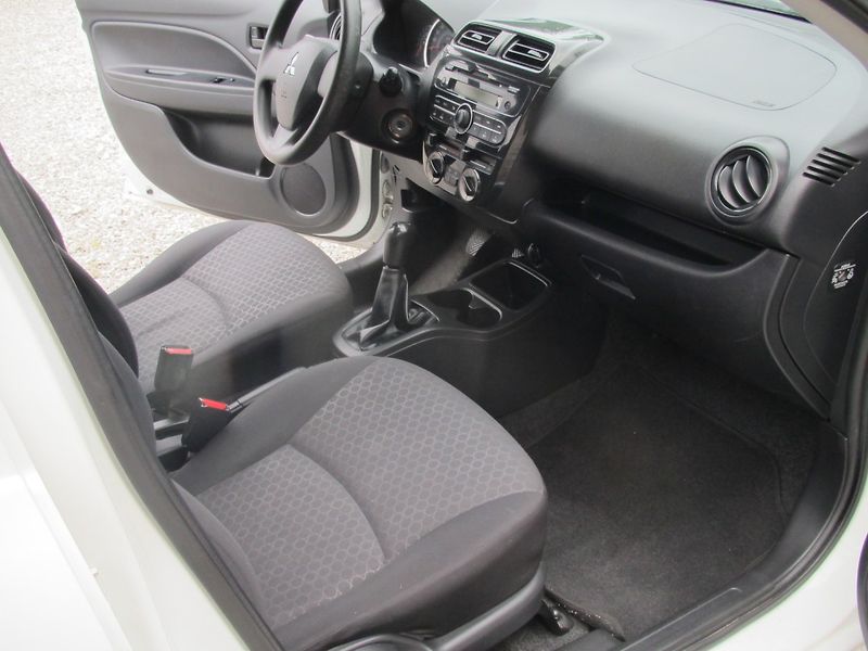 Mitsubishi Space Star 1.0 LPG - fotka 13 z 17
