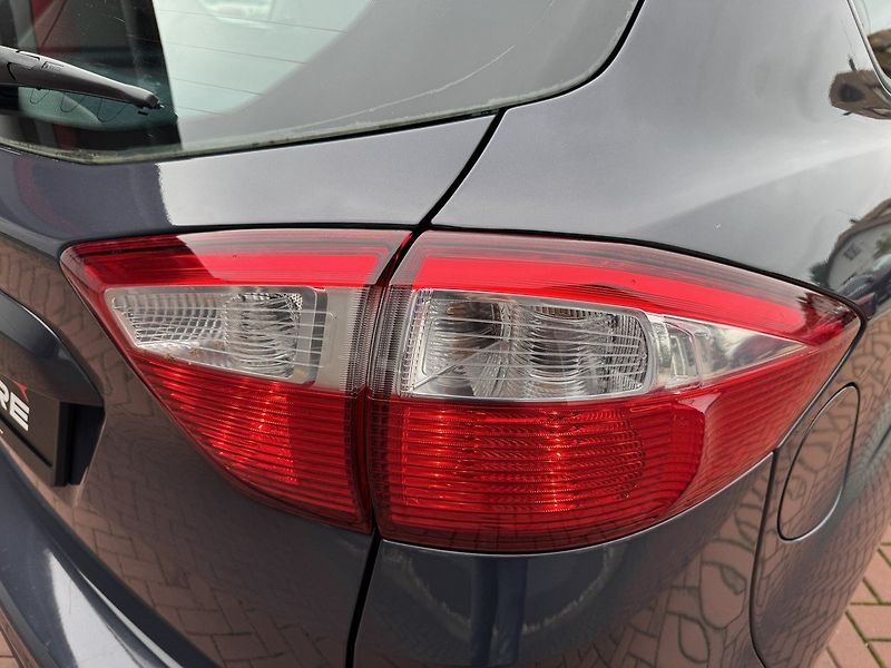 Ford C-MAX (2011) 1.6i Ti-VCT Klima Parkování - fotka 36 z 45