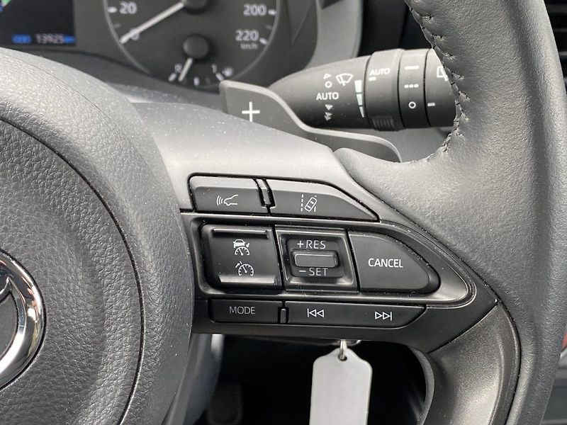 Toyota Yaris 1.5i, ČR-1m, Comfort, automat - fotka 18 z 29
