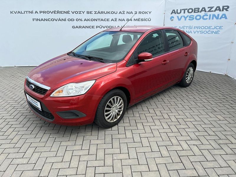 Ford Focus (2009) 1.6i Klima! Tažné! - fotka 1 z 17