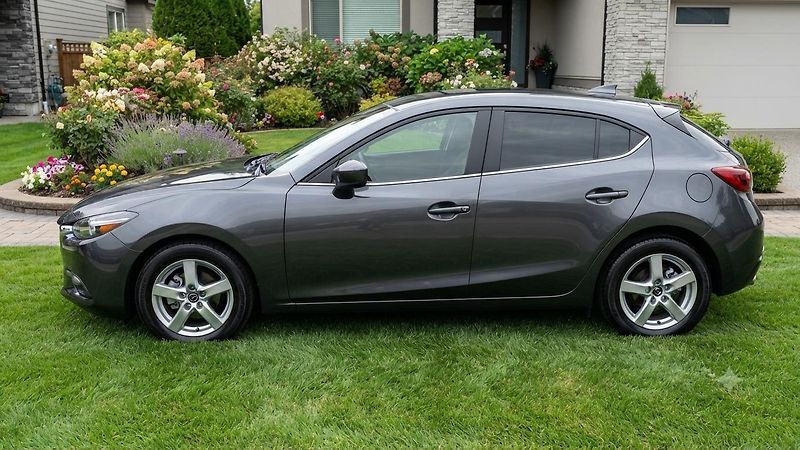 Mazda 3 1.5 74kw krásná 1. majitel - fotka 8 z 29