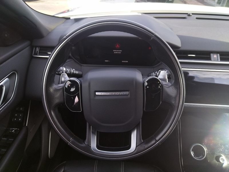 Land Rover Range Rover Velar D 300 SE - fotka 17 z 26