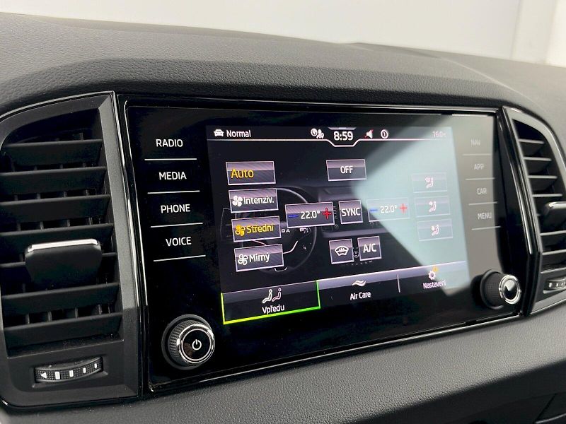Škoda Karoq (2026) DSG 2.0TDI 110kW 4x4 SportLine - fotka 20 z 36