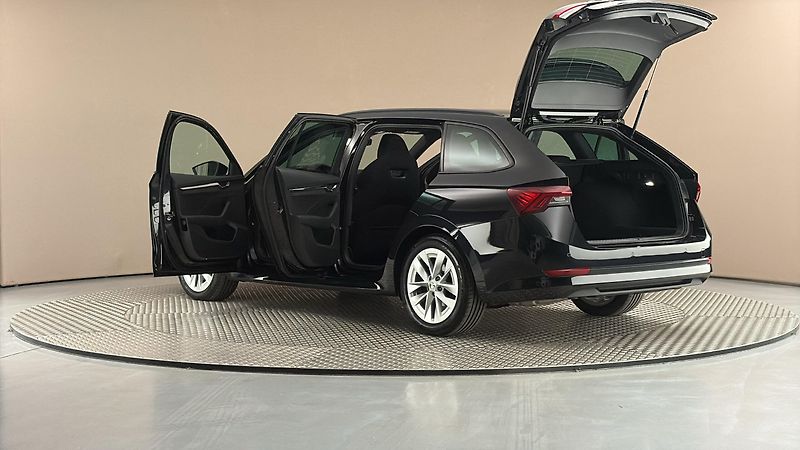 Škoda Octavia 2.0 TDI DSG 4x4 Style Combi - fotka 7 z 25