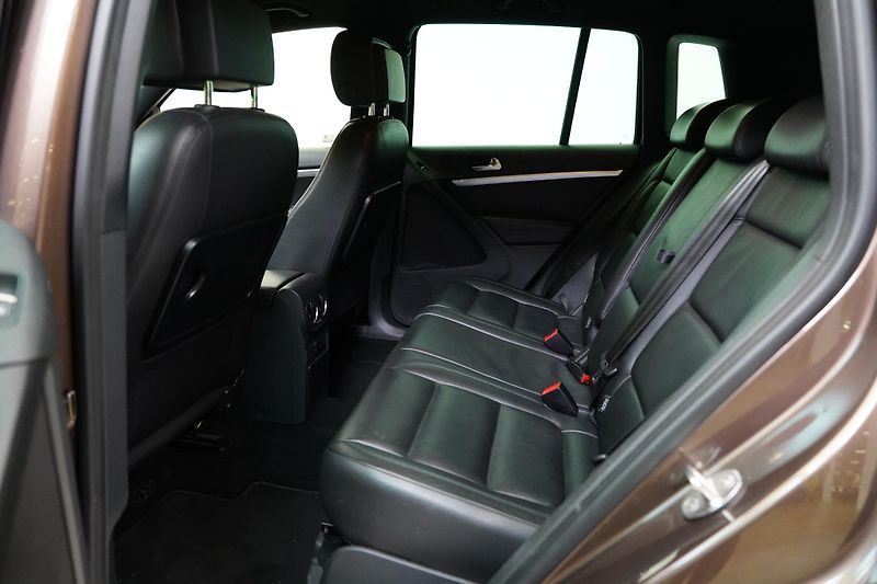 Volkswagen Tiguan - fotka 21 z 25