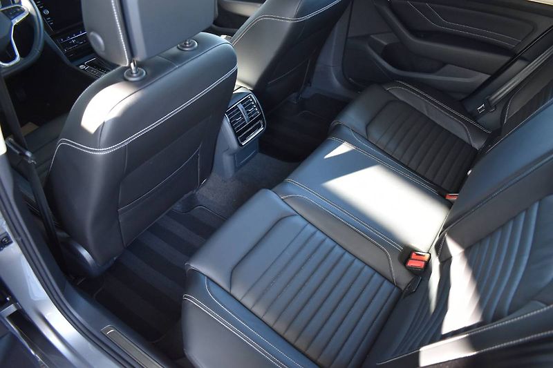 Volkswagen Passat Variant (2023) 2.0TDI 110kW DSG , Tažné - fotka 18 z 27
