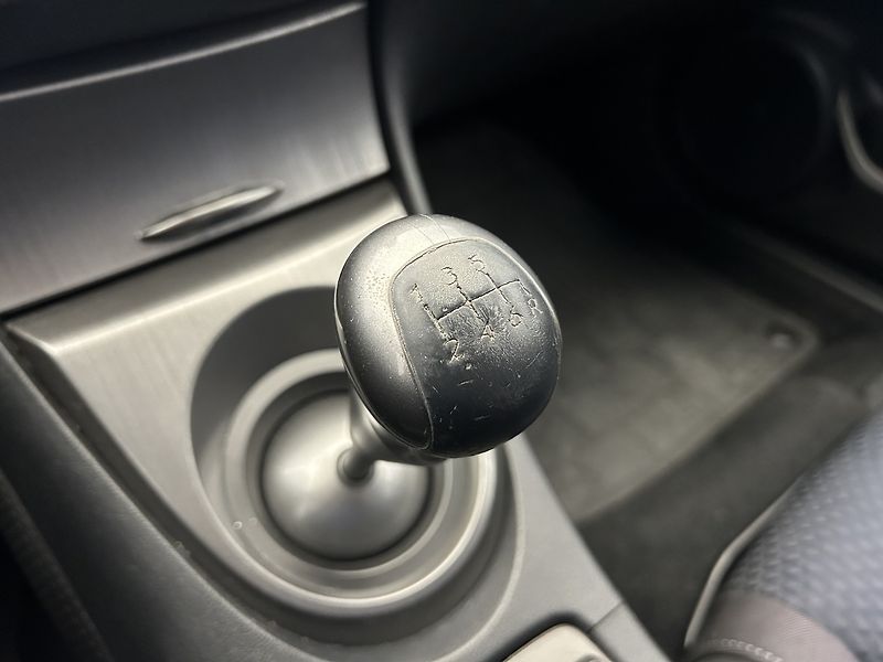 Honda Civic 1.8 I- VTEC Sport - fotka 14 z 22