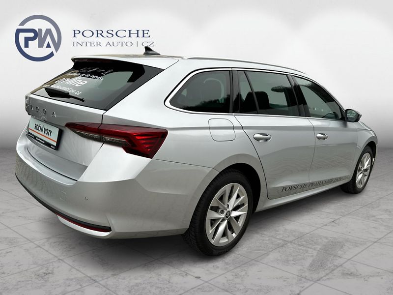 Škoda Octavia IV FL Combi Top Selection 2.0 - fotka 6 z 24