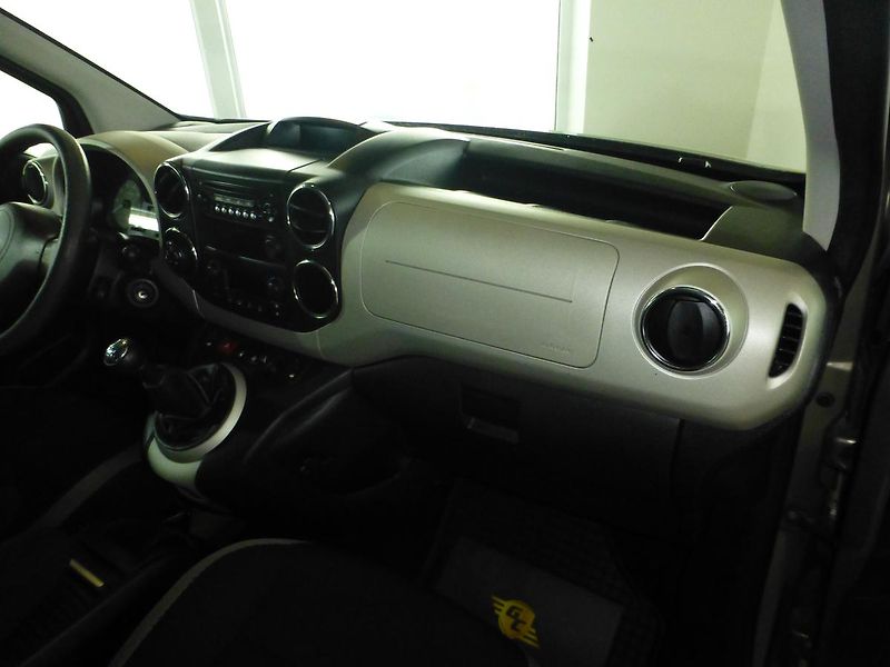 Citroën Berlingo (2018) 1,6i-88KW*KAMERA*ALU**PŮVOD ČR - fotka 17 z 22