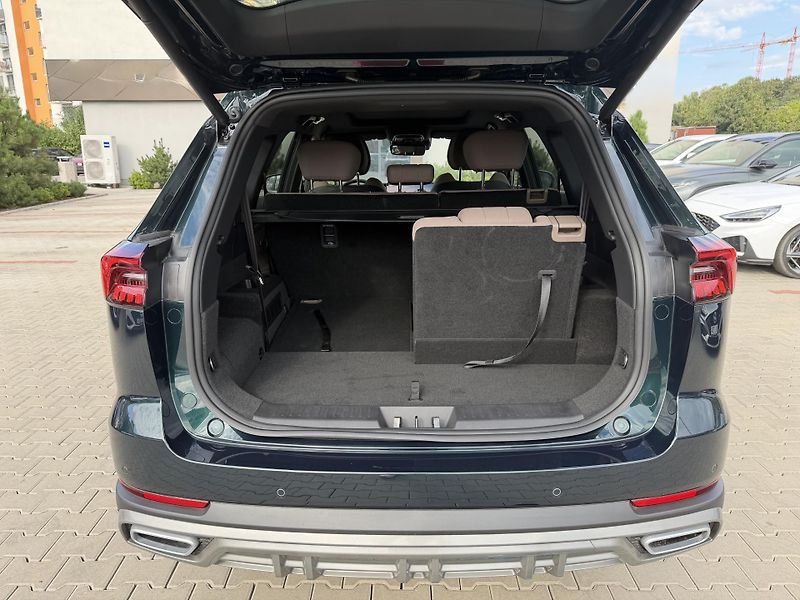 Chery Tiggo 8 PHEV (2026) - fotka 15 z 16