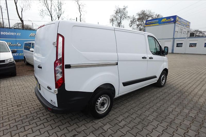 Ford Transit Custom 2,0 TDCI  L1H1 - fotka 8 z 30