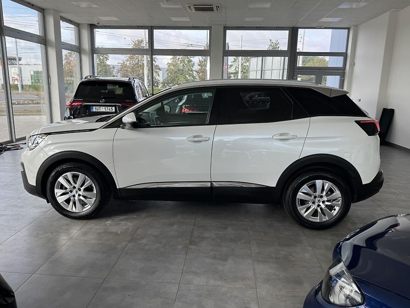 Peugeot 3008 (2018) 1,2I STT ALLURE NAVI KAMERA - fotka 4 z 33