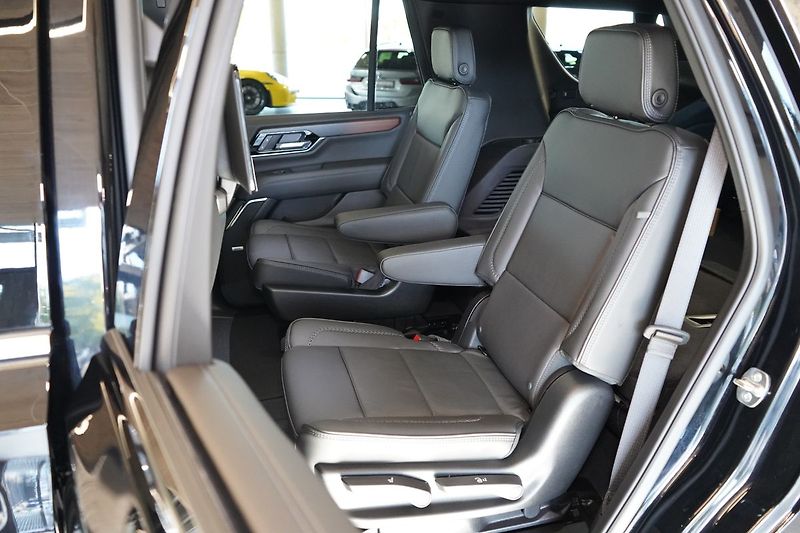 GMC Yukon (2026) Denali 6.2 V8 - fotka 25 z 59