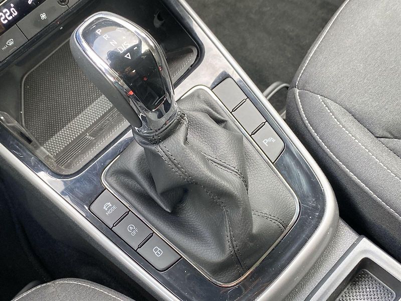 Škoda Fabia (2025) 1.0 TSI DSG Top Selection - fotka 18 z 34