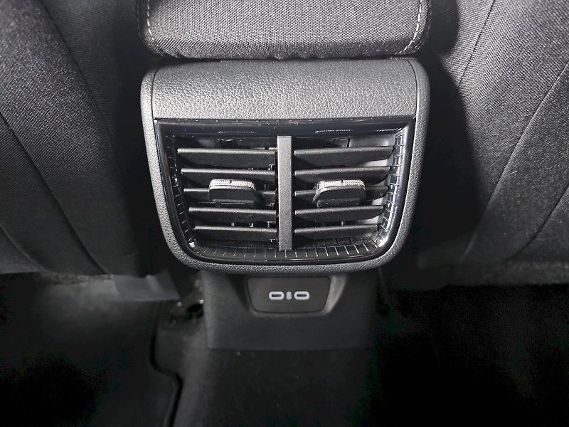 Škoda Fabia (2025) 1.0TSI 70KW TOP SELECTION - fotka 17 z 27