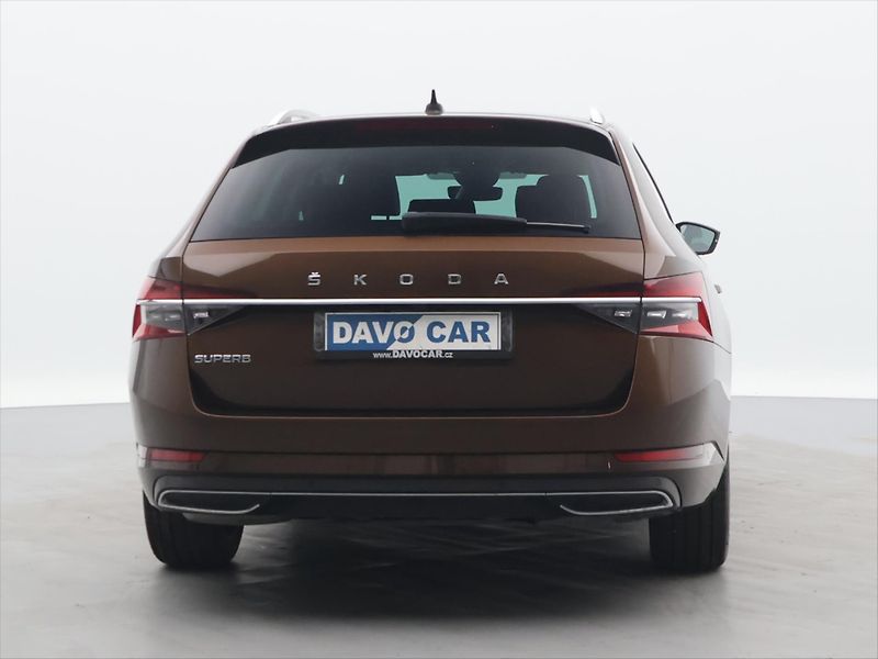 Škoda Superb 1,5 TSI 110kW L&K DSG CZ DPH - fotka 6 z 34