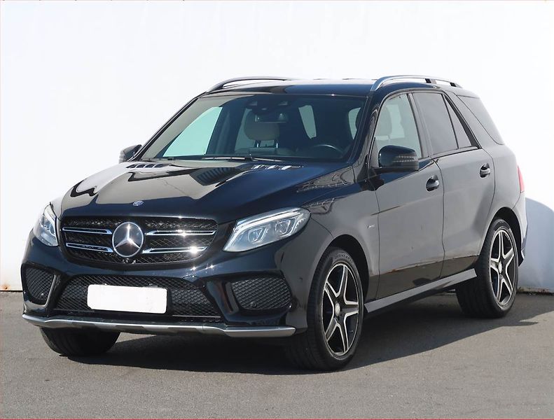 Mercedes-Benz GLE (2016) AMG line 450 AMG, AMG Line - fotka 2 z 28