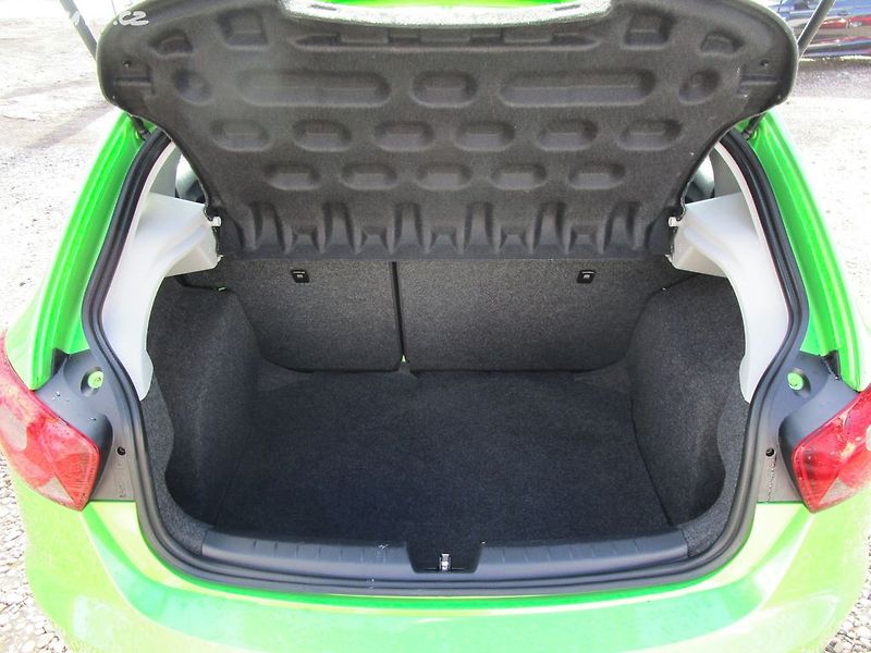 Seat Ibiza 1,0 - 55KW - NOVÁ STK - fotka 10 z 21