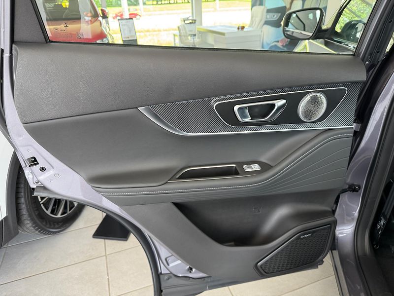 Chery Tiggo 7 (2026) 1,6T ICE Luxury FWD - fotka 13 z 60