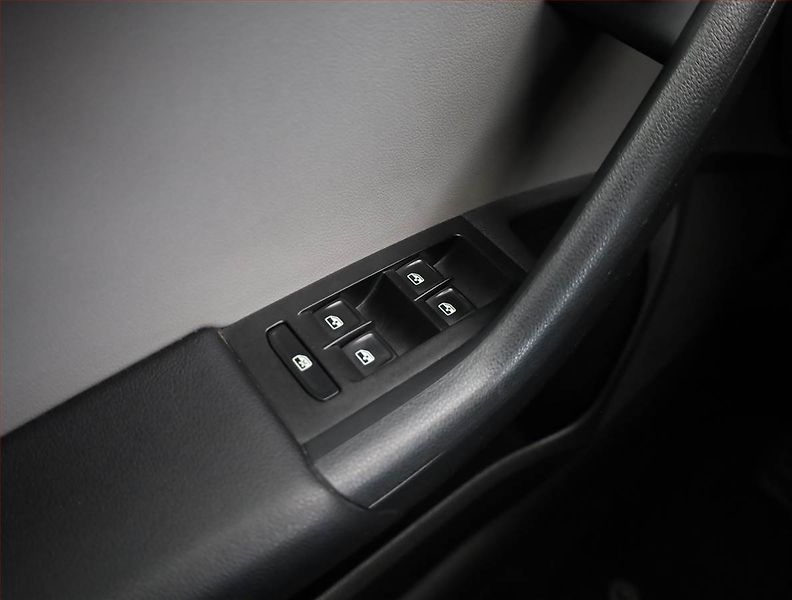 Škoda Octavia (2015) 2.0 TDI, 4X4, Serv.kniha - fotka 17 z 20