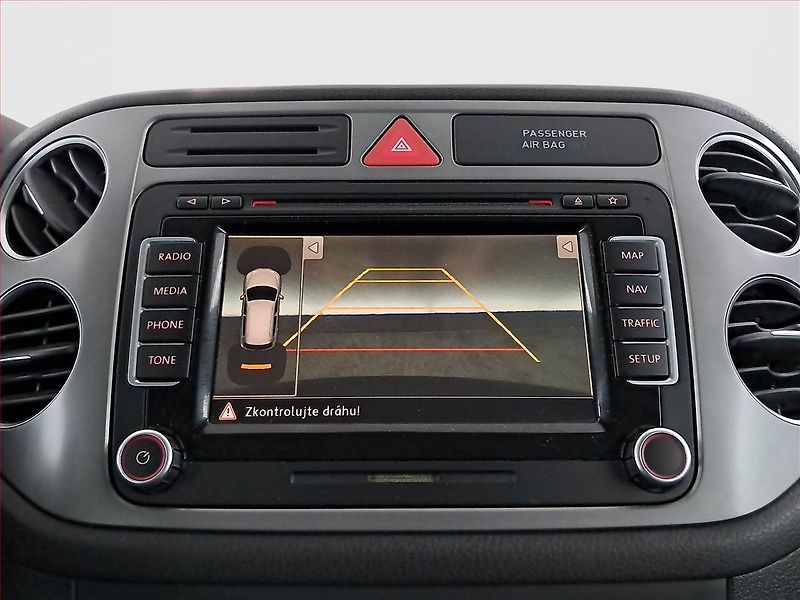 Volkswagen Tiguan (2011) R-Line 2.0 TSI, 4X4, Automat - fotka 17 z 22