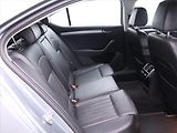 Škoda Superb 2,0 TDI 140kW DSG Style Plus - náhled 15