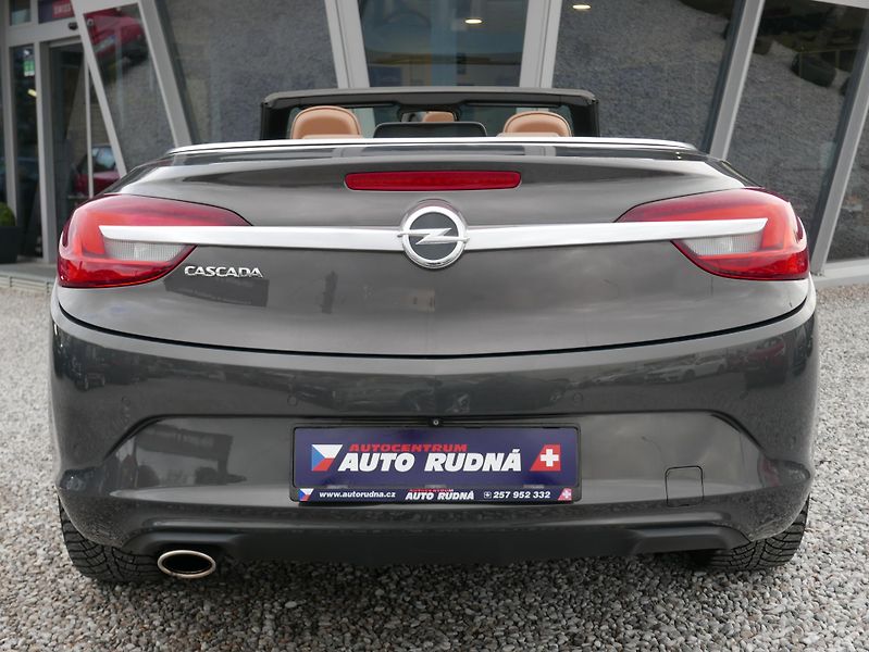 Opel Cascada 1,4 Turbo Cosmo REZERVACE - fotka 12 z 45