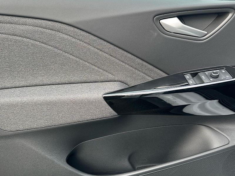 Volkswagen ID.3 (2025) Pro S People 150kW, 79kWh - fotka 14 z 21