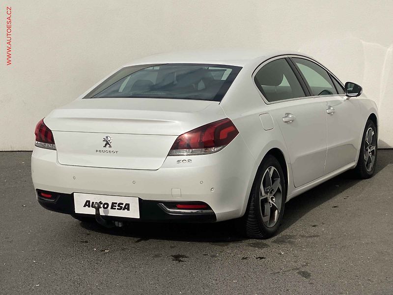 Peugeot 508 (2014) 2.0 HDi, Allure, AT, LED, TZ - fotka 4 z 18
