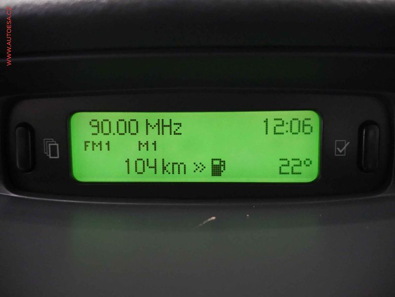 Citroën C5 (2004) 2.0 i, 2.maj,ČR, AAC - fotka 13 z 16