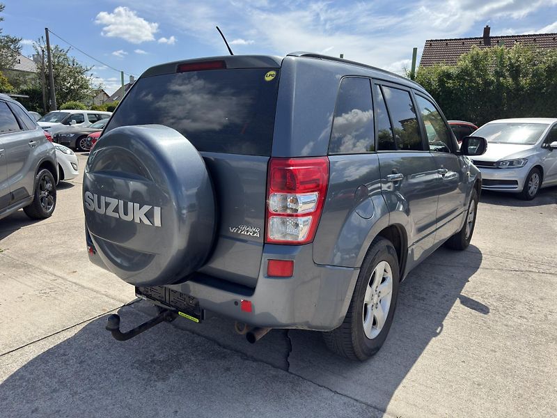 Suzuki Grand Vitara - fotka 2 z 7