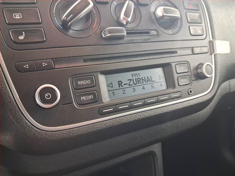 Škoda Citigo (2014) Ambition 1.0 MPI, Tempomat - fotka 13 z 19