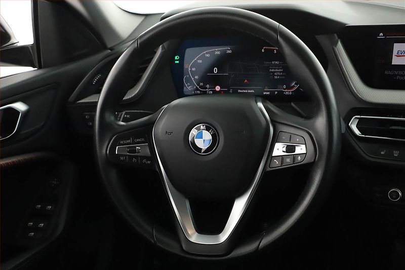 BMW Řada 2 (2020) 218d Gran Coupé - fotka 15 z 17