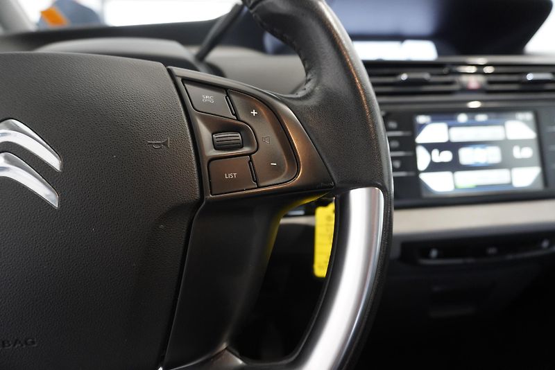 Citroën C4 Picasso 1.6-16V 1 MAJITEL ZNAČKOVÝ S. - fotka 16 z 27