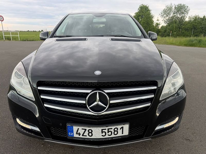 Mercedes-Benz Třídy R ELEGANCE W251 4-MATIC 350 CDI - fotka 8 z 21