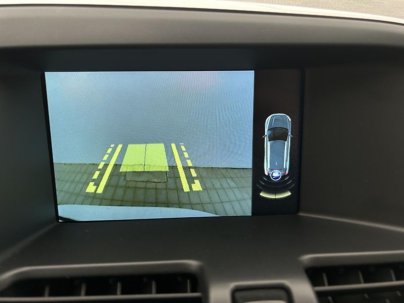 Volvo XC60 2.0 T5 Sumum - fotka 53 z 62