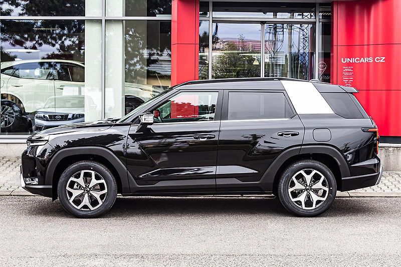 SsangYong Torres (2025) 1,5 GDI 4WD AT STYLE EL.5DVEŘE - fotka 8 z 16