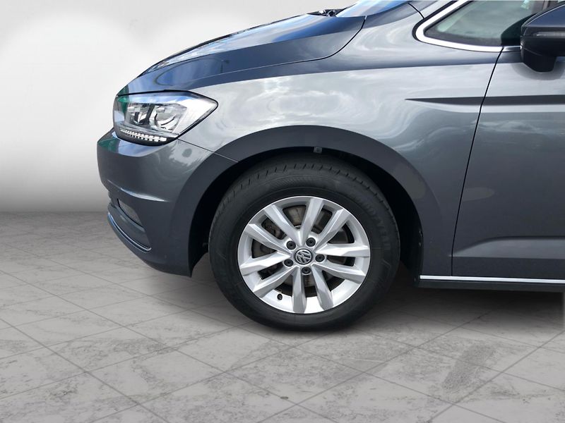 Volkswagen Touran 1,5 TSI - fotka 10 z 29